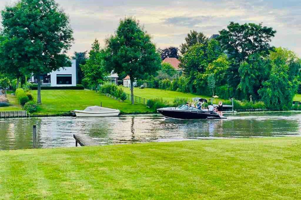 Charmante Villa Aan De Leie Sint-Martens-Latem Exterior foto